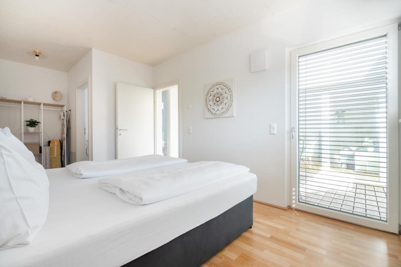 Helles, Neues Dg Apartment Mit Blick Zum Donauturm Вена Экстерьер фото